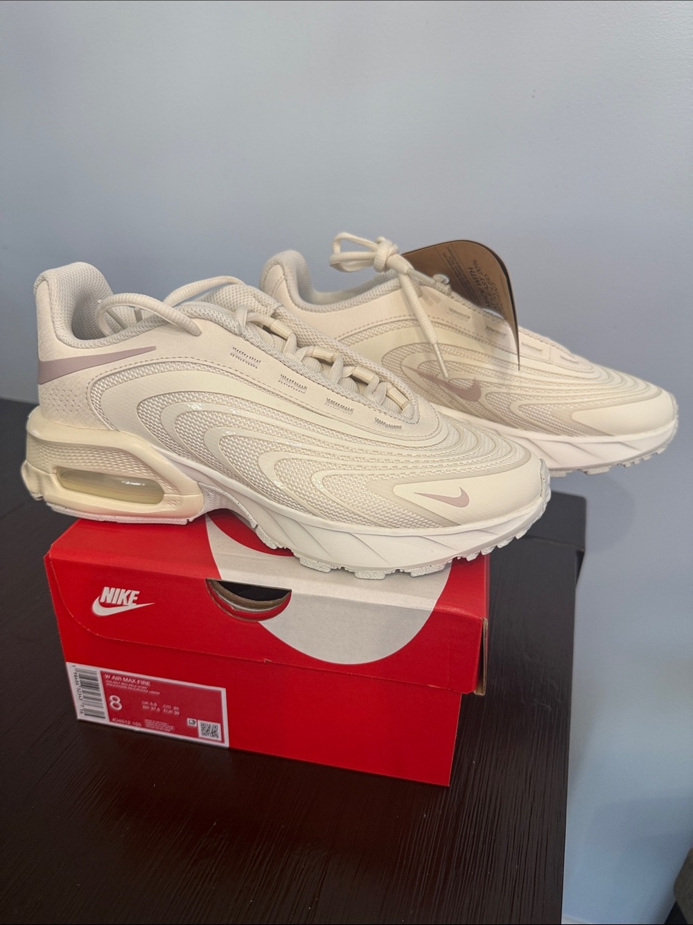 NEW women’s Nike Air Max Fire Sneakers
